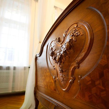 Villabaroque_Eger Bagian luar foto