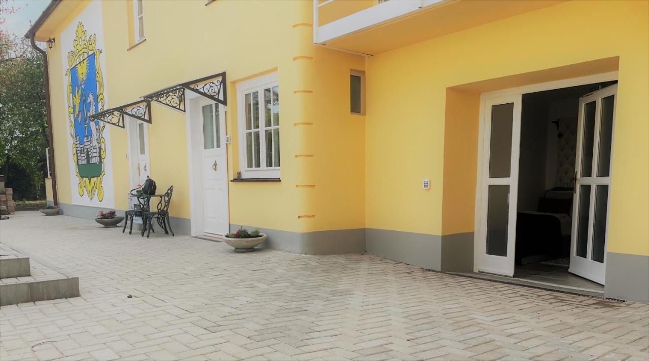 Villabaroque_Eger Bagian luar foto