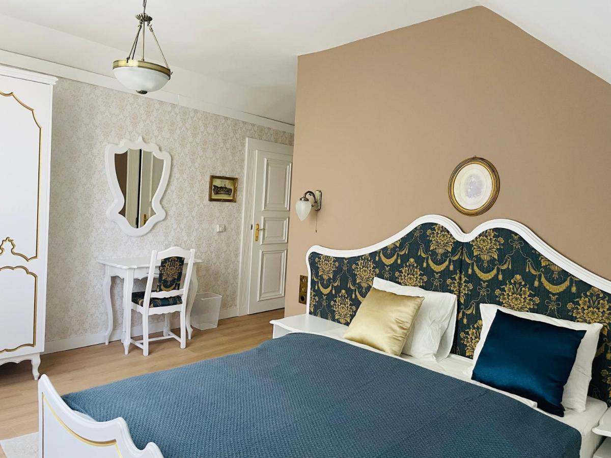 Villabaroque_Eger Bagian luar foto