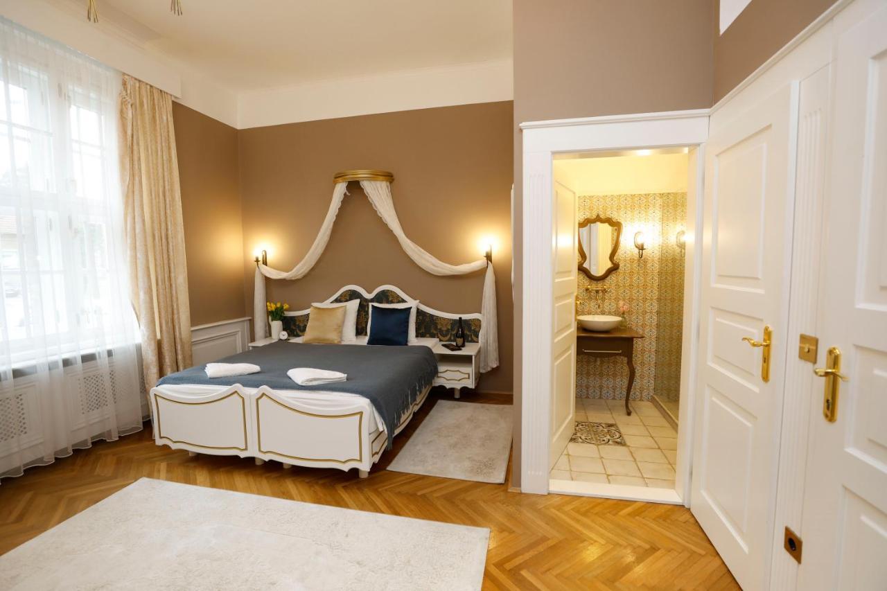 Villabaroque_Eger Bagian luar foto